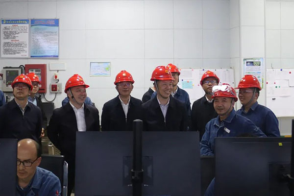市政協(xié)副主席、應(yīng)急管理局局長(zhǎng)李華桂帶隊(duì)到公司調(diào)研